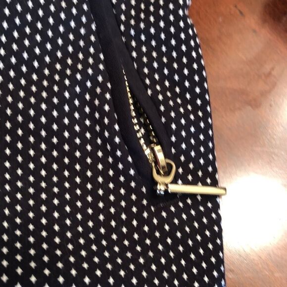 H and M black and white shorts - Picture 15 of 16